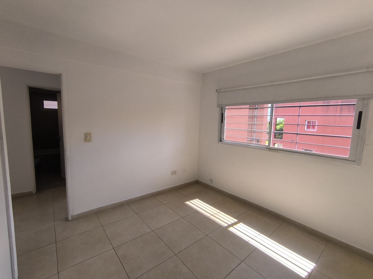 VENTA DEPARTAMENTO 3 AMBIENTES SAN MIGUEL COMPLEJO VILLA CARMELA CON COCHERA - APTO CREDITO