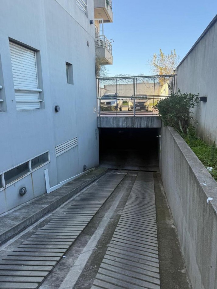 VENTA DEPARTAMENTO 4 AMBIENTES SAN MIGUEL CON COCHERA APTO CREDITO