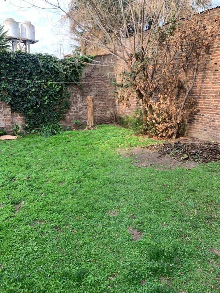 VENTA CASA 3 AMBIENTES JOSE C. PAZ CON ENTRADA DE AUTO - SE ACEPTA FINANCIACION