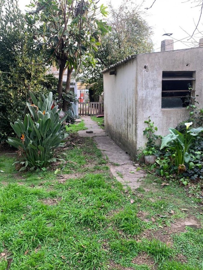 VENTA CASA 3 AMBIENTES JOSE C. PAZ CON ENTRADA DE AUTO - SE ACEPTA FINANCIACION