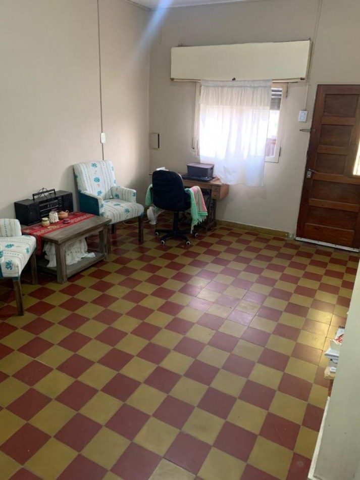 VENTA CASA 3 AMBIENTES JOSE C. PAZ CON ENTRADA DE AUTO - SE ACEPTA FINANCIACION