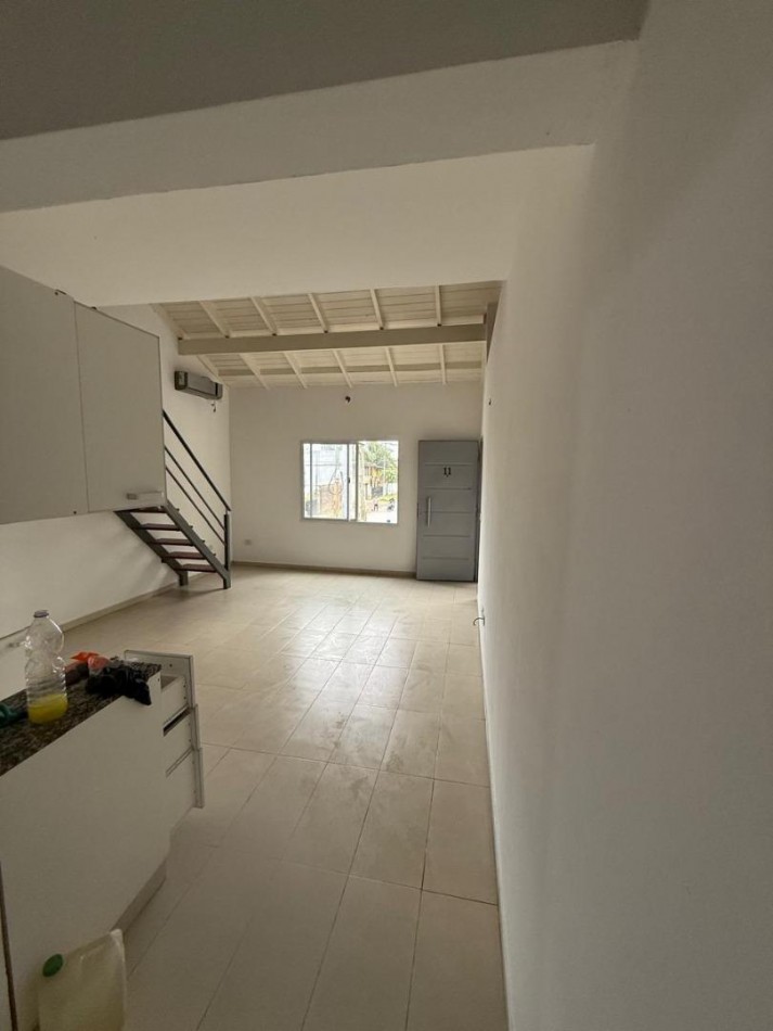 VENTA DEPARTAMENTO AMBIENTE Y MEDIO SAN MIGUEL EN COMPLEJO