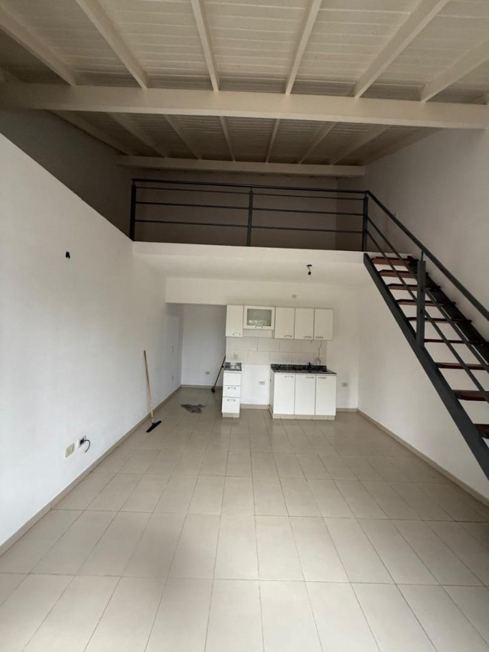 VENTA DEPARTAMENTO AMBIENTE Y MEDIO SAN MIGUEL EN COMPLEJO