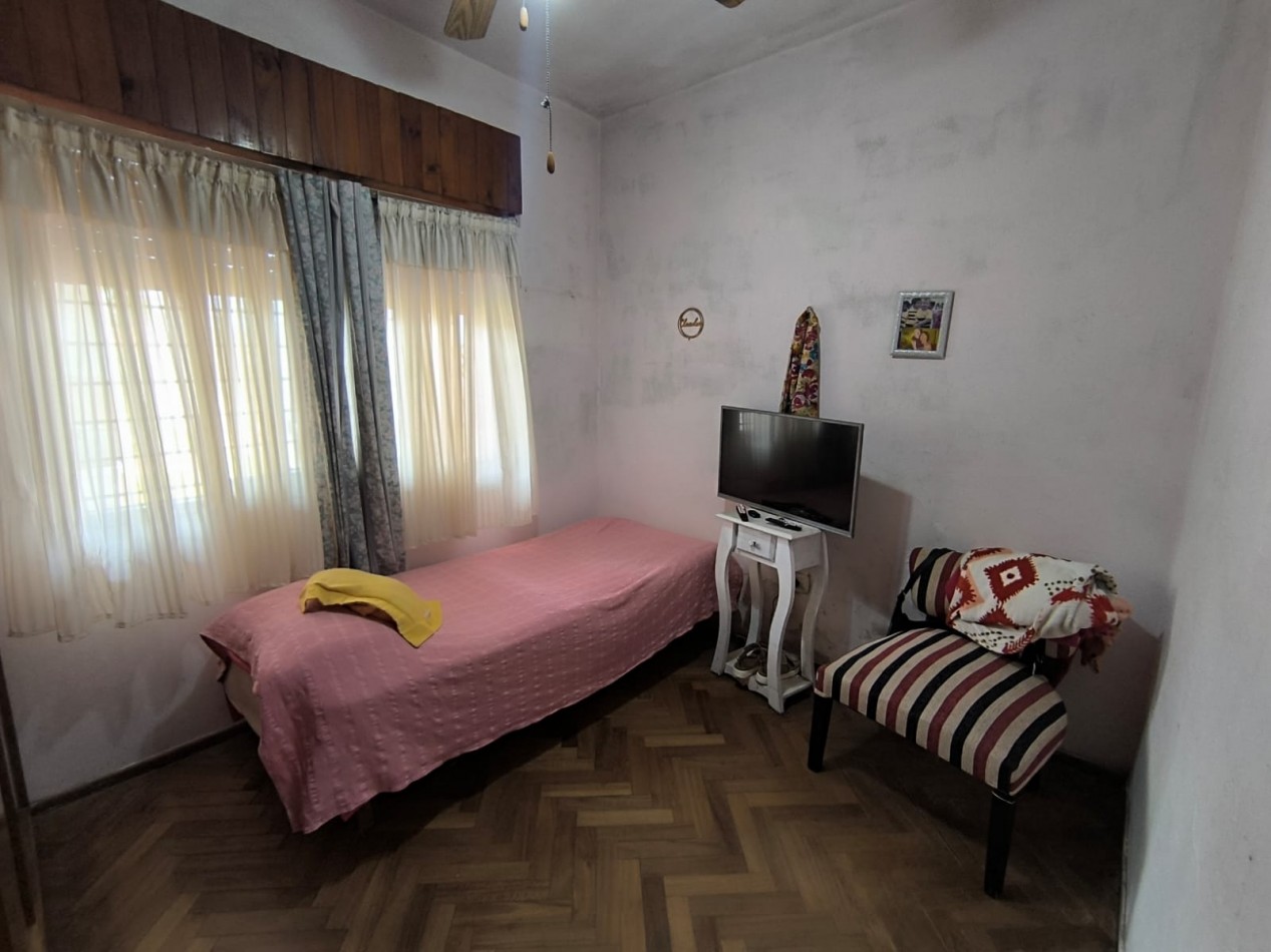 VENTA CASA 4 AMBIENTES CON PARQUE Y PILETA MUÑIZ APTO CREDITO