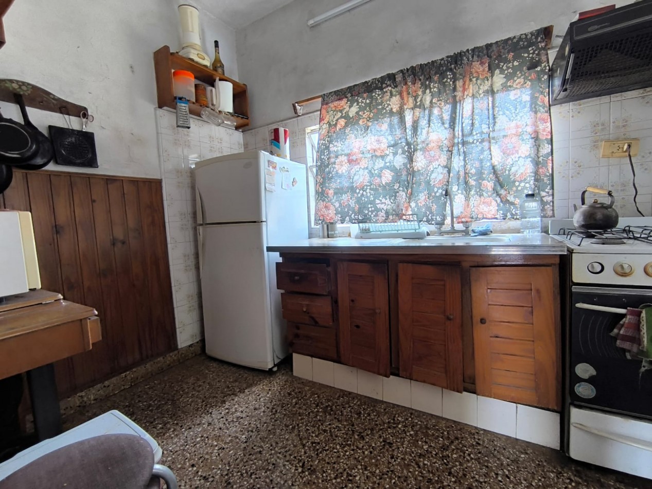 VENTA CASA 4 AMBIENTES CON PARQUE Y PILETA MUÑIZ APTO CREDITO