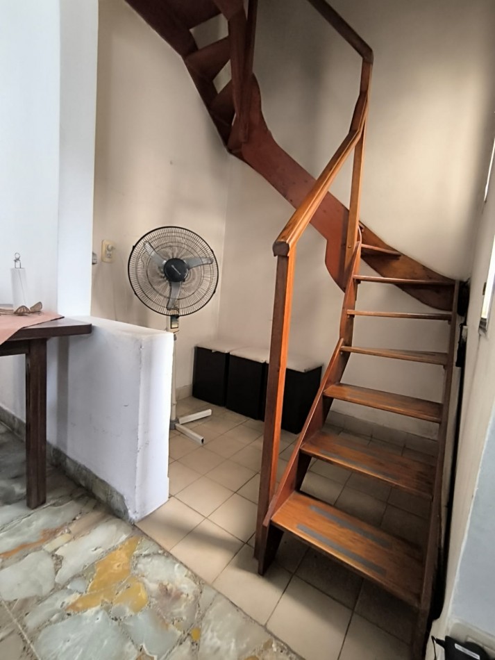 VENTA CASA 4 AMBIENTES CON PARQUE Y PILETA MUÑIZ APTO CREDITO