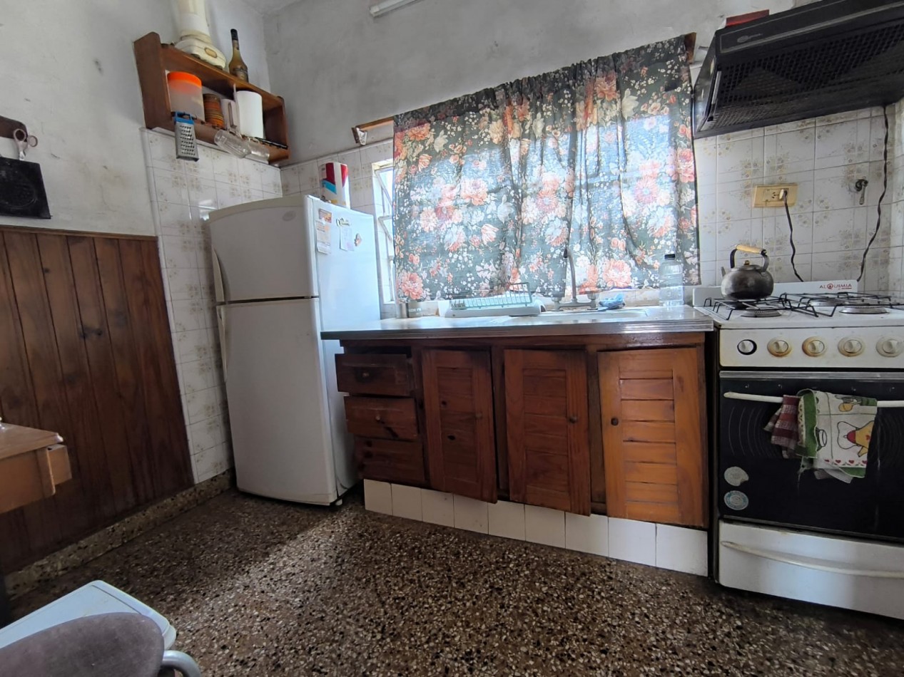 VENTA CASA 4 AMBIENTES CON PARQUE Y PILETA MUÑIZ APTO CREDITO