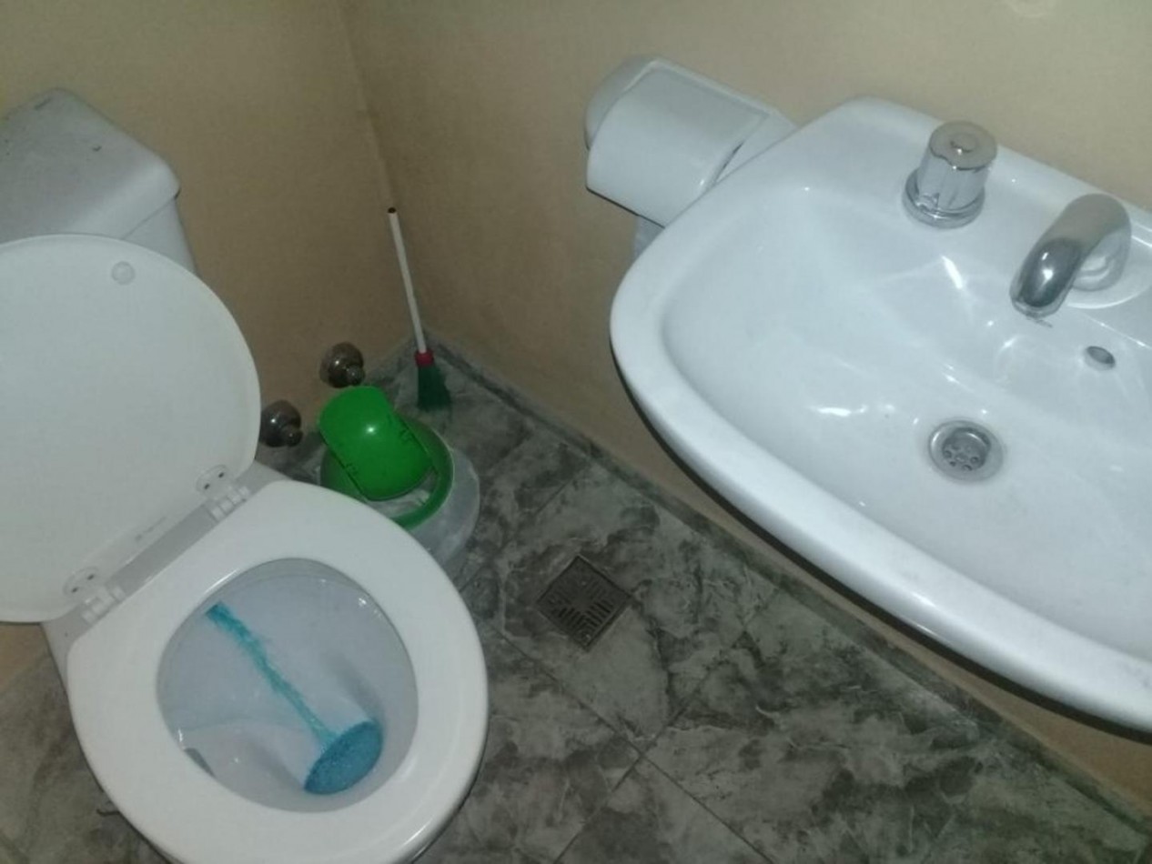 VENTA CASA 3 AMBIENTES CON PATIO Y PILETA BELLA VISTA