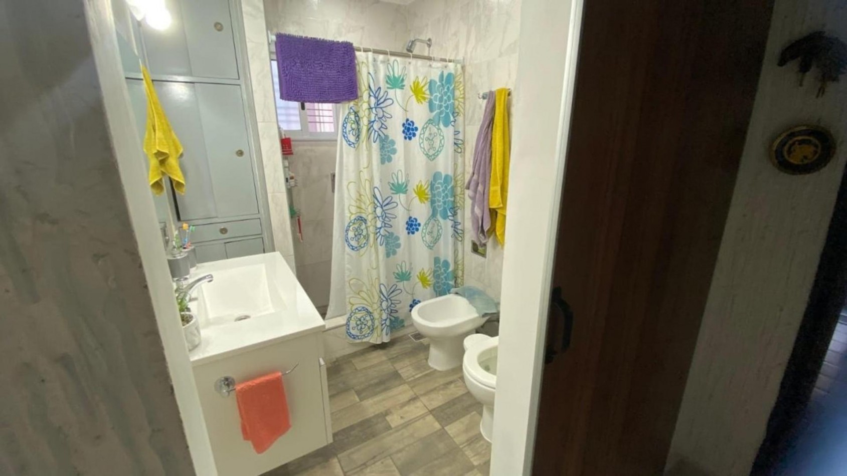 VENTA CASA 3 AMBIENTES CON PATIO Y PILETA BELLA VISTA