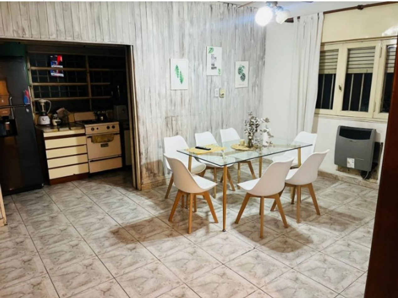 VENTA CASA 3 AMBIENTES CON ENTRADA DE AUTO APTO CREDITO