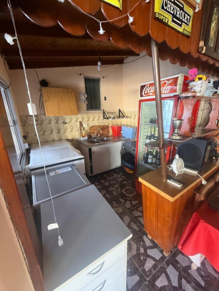 VENTA CASA 3 AMBIENTES CON PILETA Y QUINCHO SAN MIGUEL 