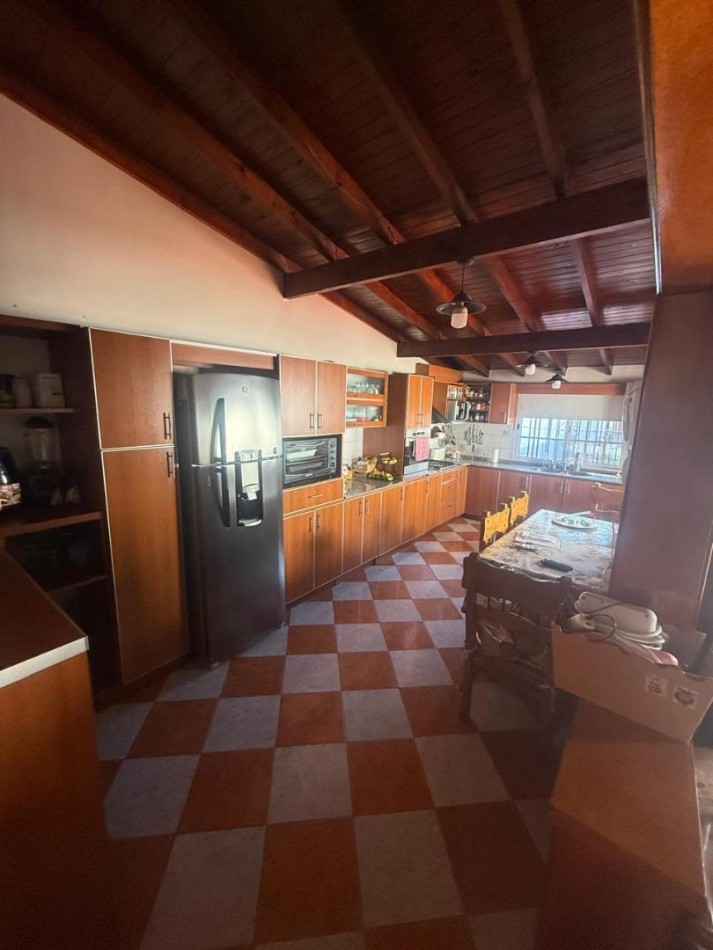 VENTA CASA 3 AMBIENTES CON PILETA Y QUINCHO SAN MIGUEL 