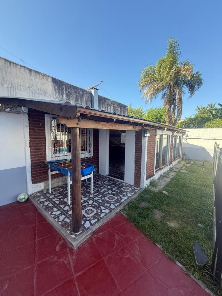 VENTA CASA 3 AMBIENTES CON PILETA Y QUINCHO SAN MIGUEL 