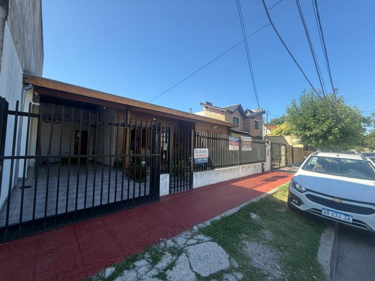 VENTA CASA 3 AMBIENTES CON PILETA Y QUINCHO SAN MIGUEL 