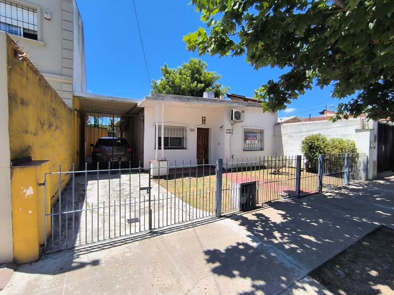 VENTA CASA 3 AMBIENTES CON PATIO CENTRO LOS POLVORINES