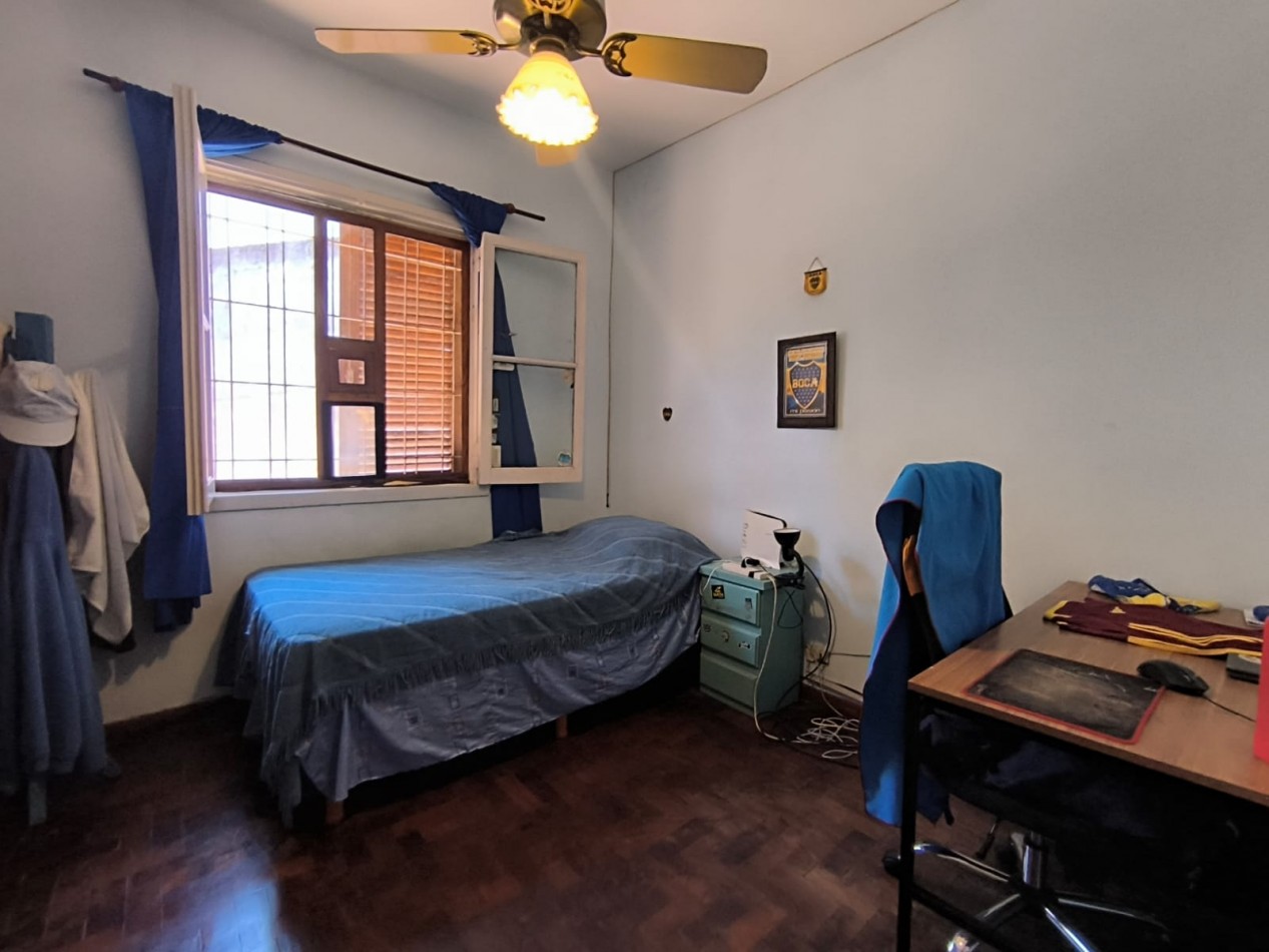 VENTA CASA 3 AMBIENTES CON ENTRADA DE AUTO PATIO PARRILLA