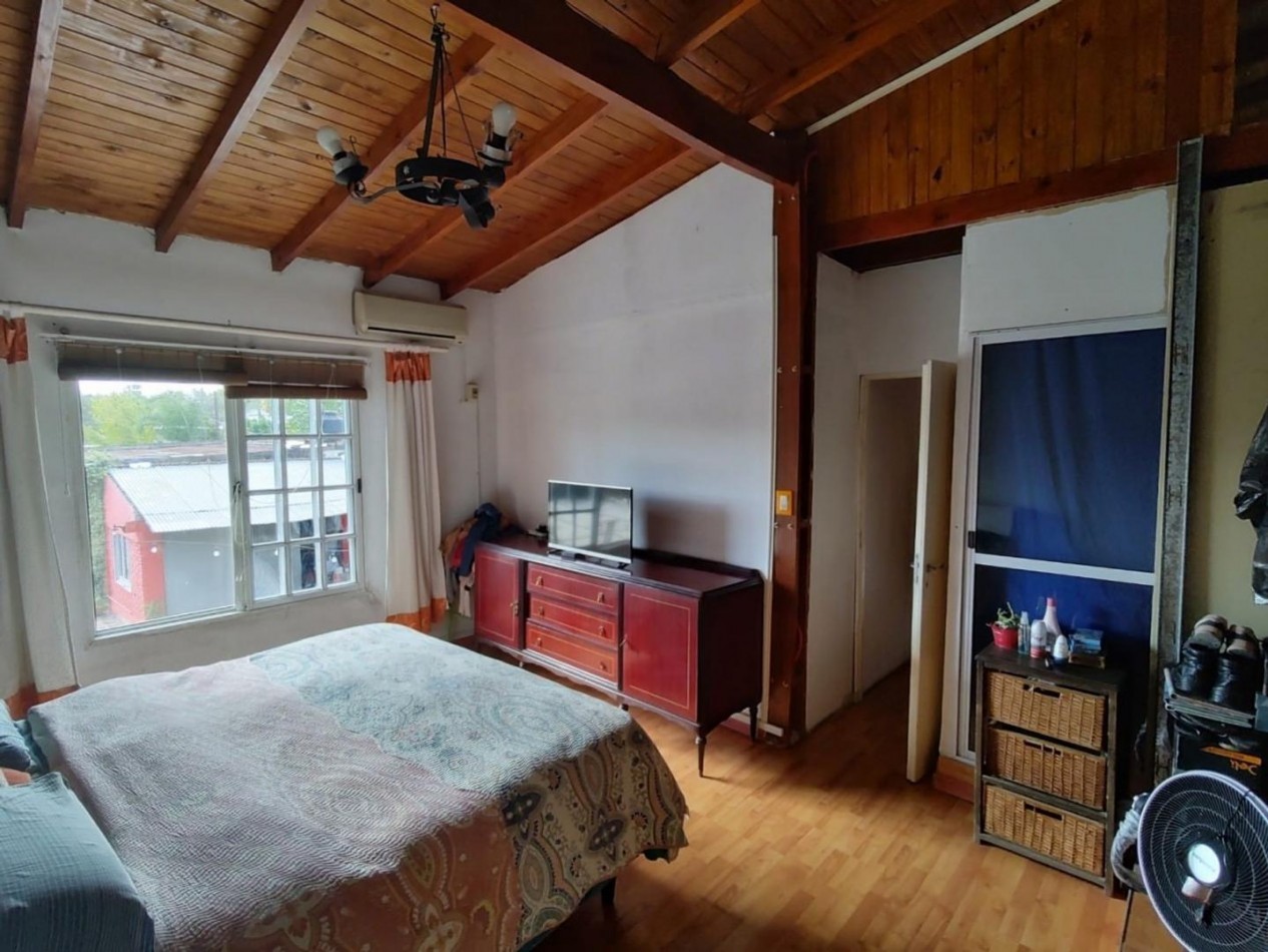 VENTA CASA 4 AMBIENTES CON LOCAL BELLA VISTA