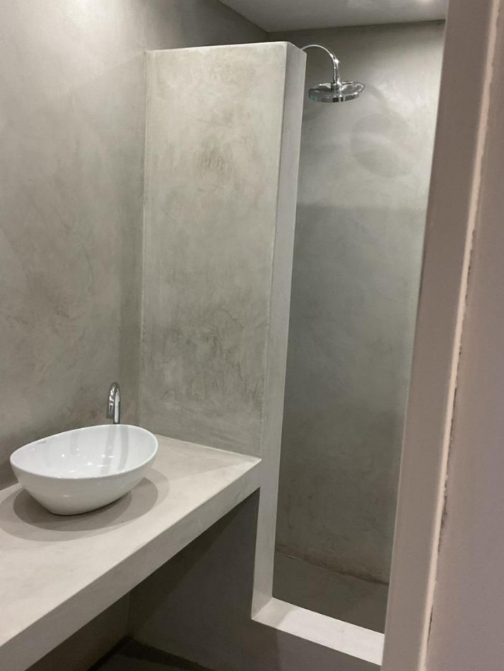 VENTA DEPARTAMENTO 2 AMBIENTES AMPLIO CON PATIO Y ENTRADA DE AUTO SAN MIGUEL A ESTRENAR