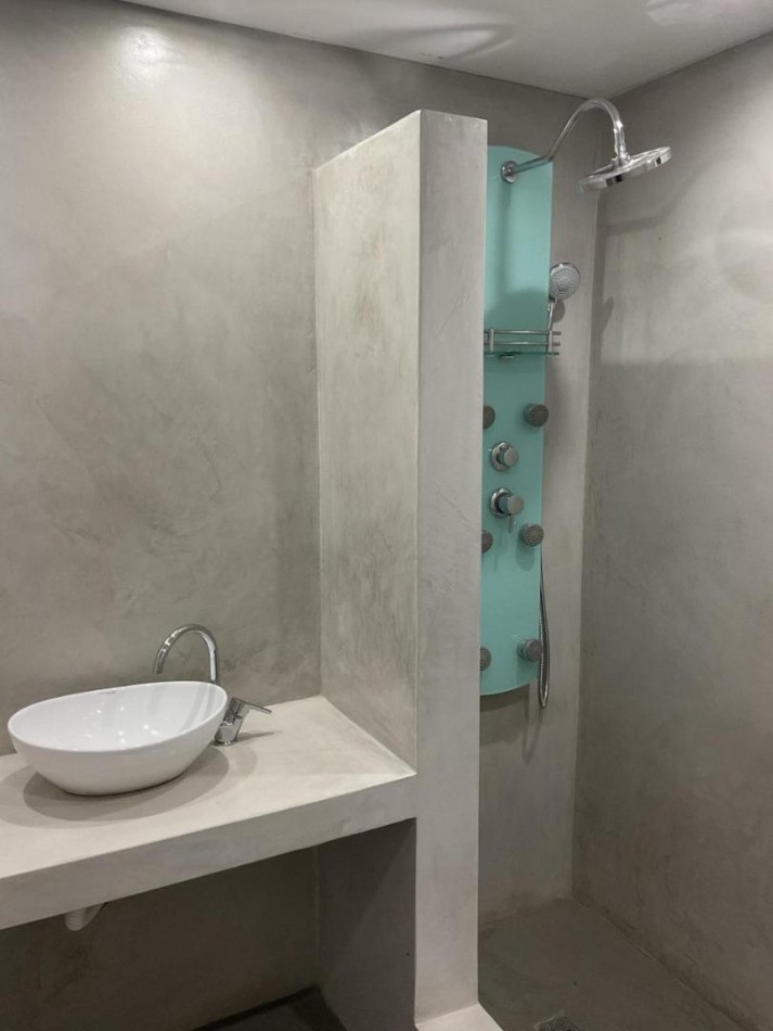 VENTA DEPARTAMENTO 2 AMBIENTES AMPLIO CON PATIO Y ENTRADA DE AUTO SAN MIGUEL A ESTRENAR