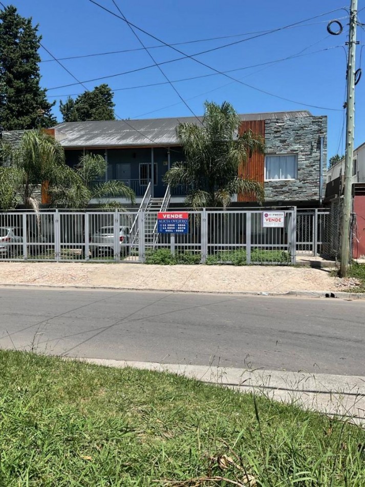 VENTA DEPARTAMENTO 2 AMBIENTES AMPLIO CON PATIO Y ENTRADA DE AUTO SAN MIGUEL A ESTRENAR