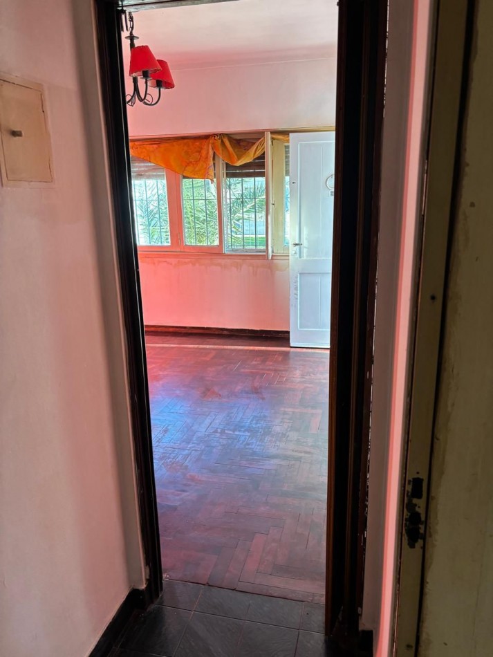 VENTA CASA DE 3 AMBIENTES CON GARAGE LOS POLVORINES