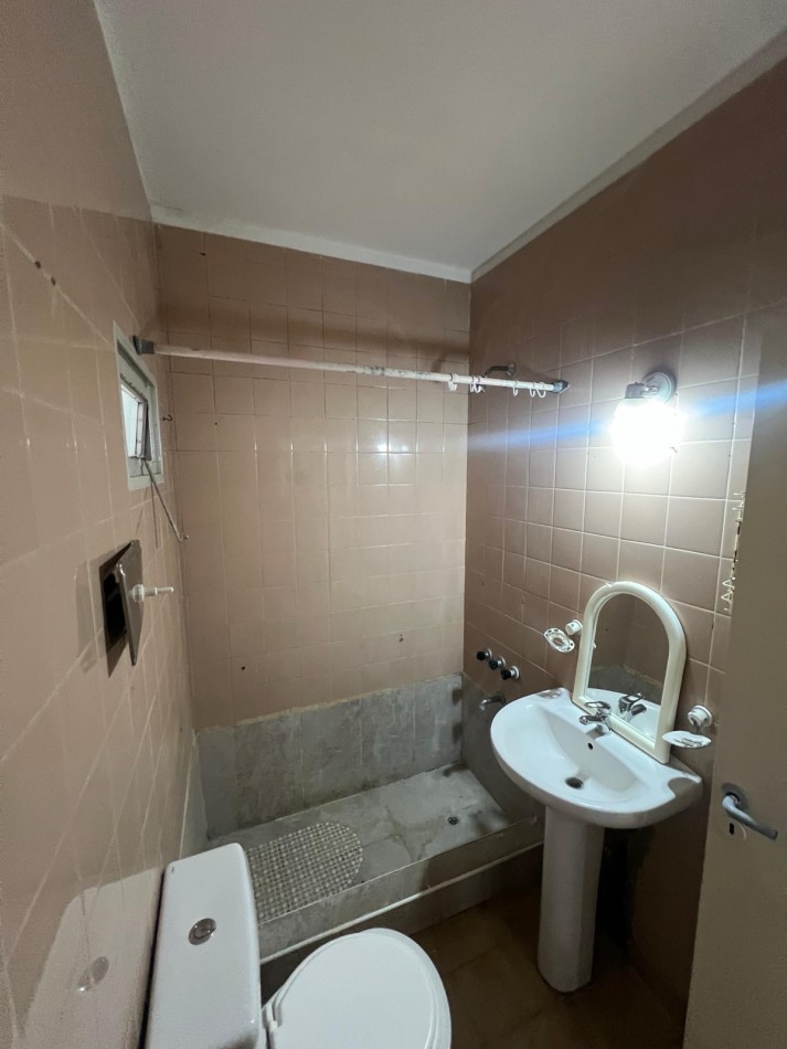 VENTA CASA DE 3 AMBIENTES CON GARAGE LOS POLVORINES