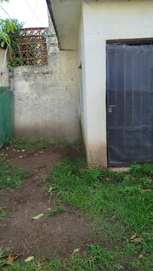 VENTA CASA 3 AMBIENTES EN LOS POLVORINES