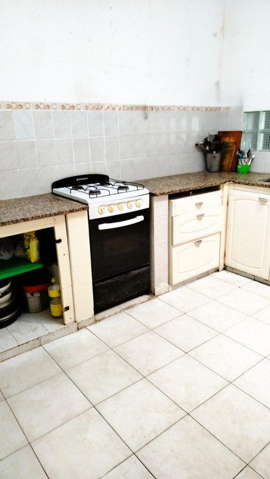 VENTA CASA 3 AMBIENTES EN LOS POLVORINES