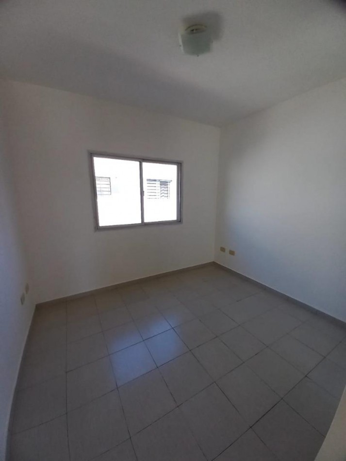 ALQUILER DEPARTAMENTO DOS AMBIENTES CON COCHERA