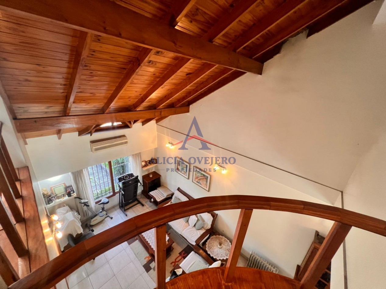 VENTA CASA  6 AMB  c/PILETA y QUINCHO - MUÑIZ  - SAN MIGUEL