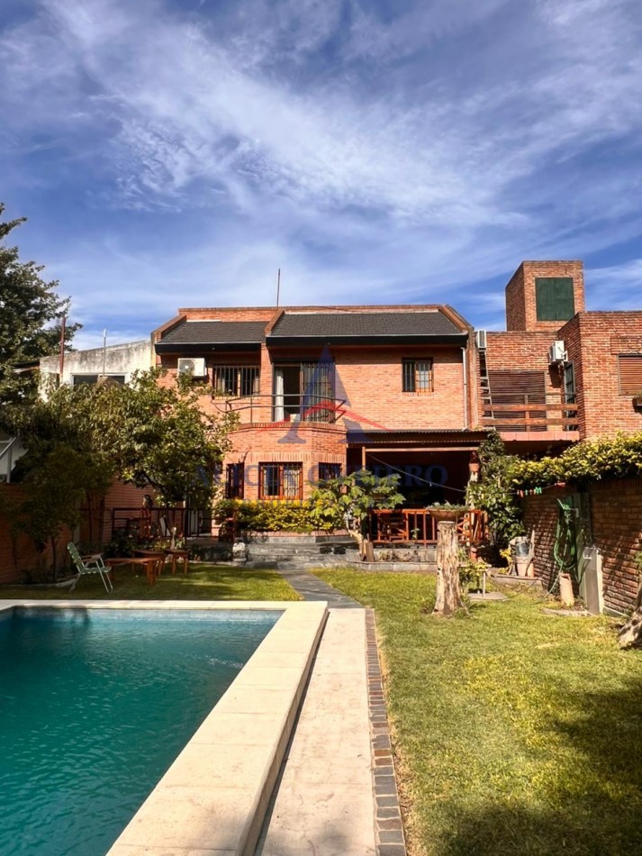 VENTA CASA  6 AMB  c/PILETA y QUINCHO - MUÑIZ  - SAN MIGUEL