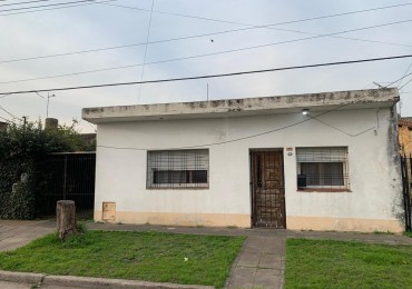 VENTA CASA 3 AMBIENTES JOSE C. PAZ CON ENTRADA DE AUTO - SE ACEPTA FINANCIACION